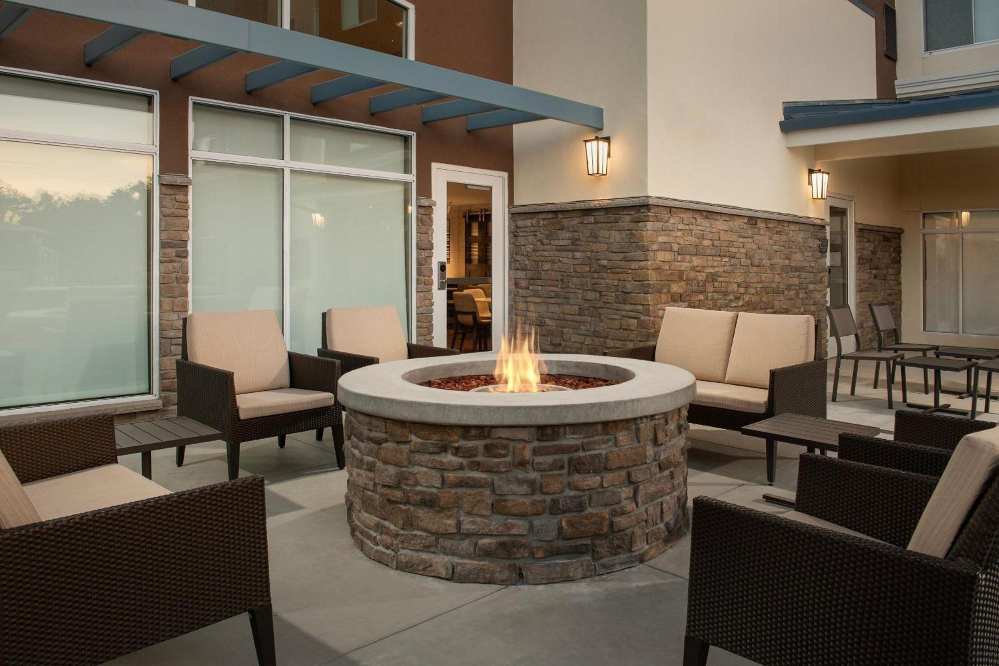 Residence Inn By Marriott Fresno Clovis Dış mekan fotoğraf